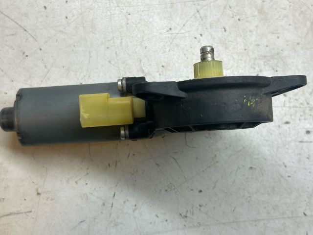 bontott FORD FIESTA V Bal első Ablakemelő Motor