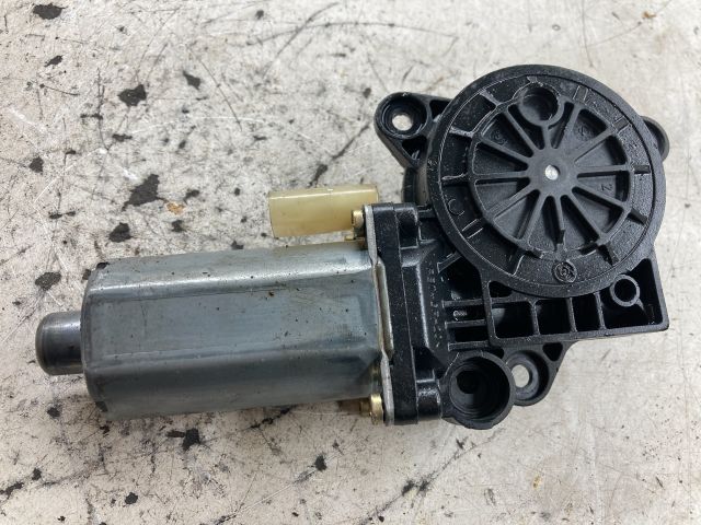 bontott FORD FIESTA V Bal első Ablakemelő Motor