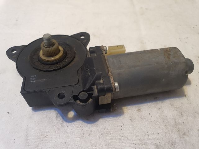 bontott FORD FIESTA V Bal első Ablakemelő Motor