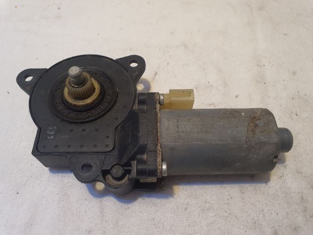 bontott FORD FIESTA V Bal első Ablakemelő Motor