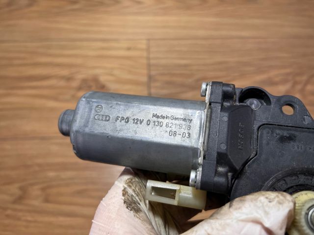 bontott FORD FIESTA V Bal első Ablakemelő Szerkezet (Elektromos)