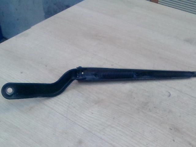 bontott FORD FIESTA V Bal első Ablaktörlő Kar