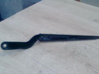 bontott FORD FIESTA V Bal első Ablaktörlő Kar