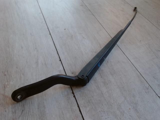 bontott FORD FIESTA V Bal első Ablaktörlő Kar