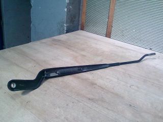 bontott FORD FIESTA V Bal első Ablaktörlő Kar