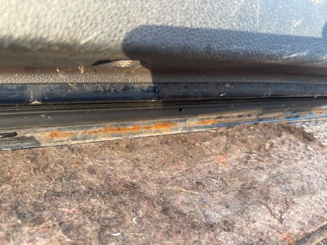 bontott FORD FIESTA V Bal első Ajtó (Részeivel)