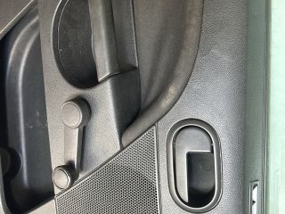 bontott FORD FIESTA V Bal első Ajtó (Részeivel)