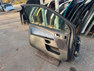 bontott FORD FIESTA V Bal első Ajtó (Részeivel)
