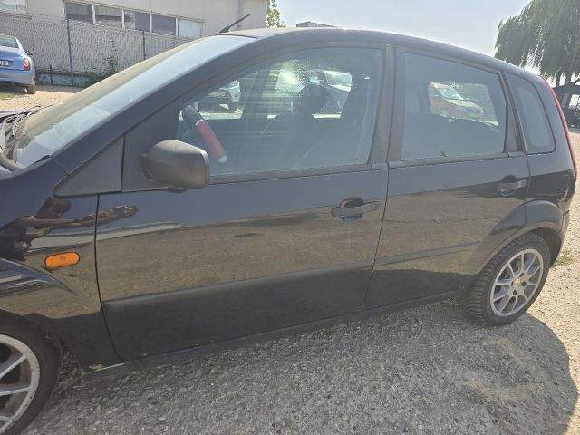 bontott FORD FIESTA V Bal első Ajtó (Üres lemez)