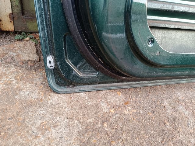 bontott FORD FIESTA V Bal első Ajtó (Üres lemez)