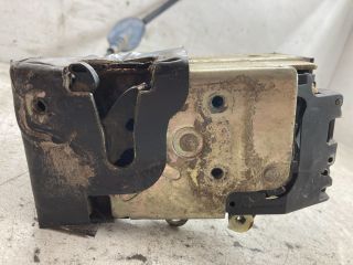 bontott FORD FIESTA V Bal első Ajtózár