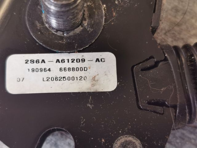 bontott FORD FIESTA V Bal első Biztonsági Öv