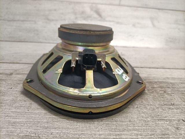 bontott FORD FIESTA V Bal első Hangszóró