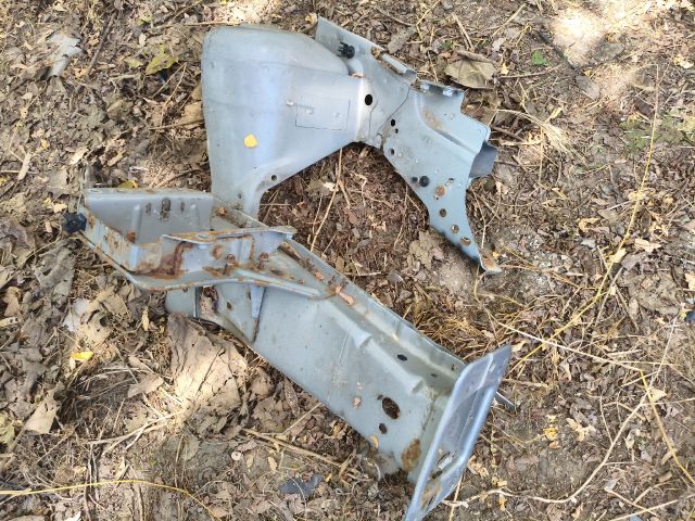 bontott FORD FIESTA V Bal első Hossznyúlvány