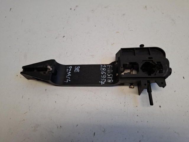 bontott FORD FIESTA V Bal első Külső Kilincsfészek