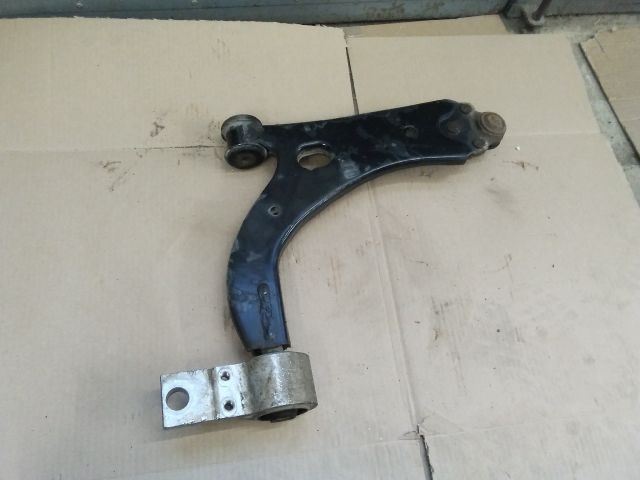 bontott FORD FIESTA V Bal első Lengőkar