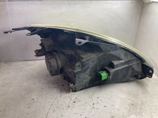 bontott FORD FIESTA V Bal Fényszóró