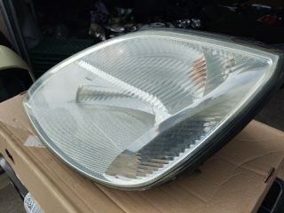 bontott FORD FIESTA V Bal Fényszóró