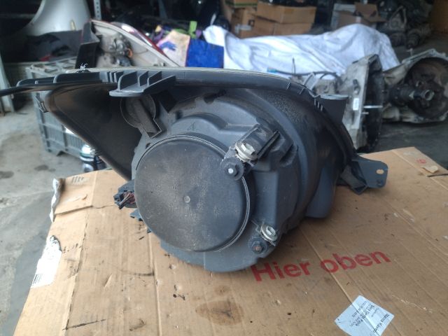 bontott FORD FIESTA V Bal Fényszóró