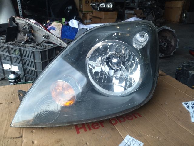 bontott FORD FIESTA V Bal Fényszóró