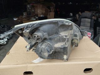 bontott FORD FIESTA V Bal Fényszóró