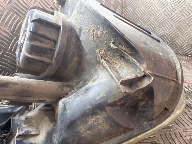 bontott FORD FIESTA V Bal Fényszóró