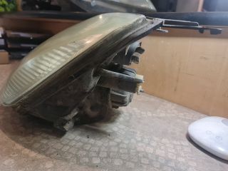 bontott FORD FIESTA V Bal Fényszóró