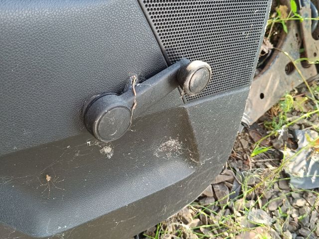 bontott FORD FIESTA V Bal hátsó Ajtó (Részeivel)