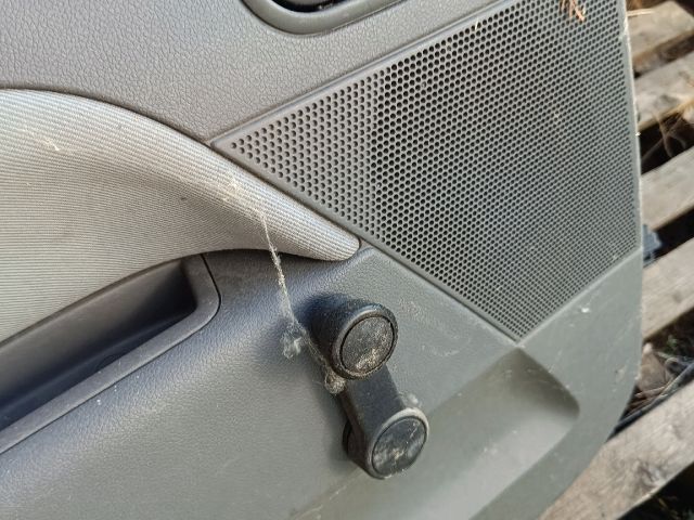 bontott FORD FIESTA V Bal hátsó Ajtó (Részeivel)