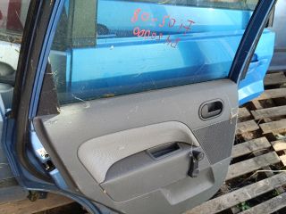 bontott FORD FIESTA V Bal hátsó Ajtó (Részeivel)
