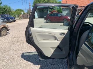 bontott FORD FIESTA V Bal hátsó Ajtó (Üres lemez)