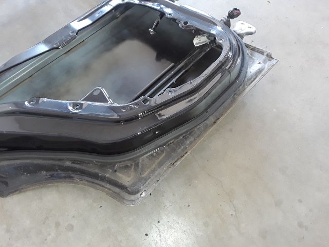 bontott FORD FIESTA V Bal hátsó Ajtó (Üres lemez)