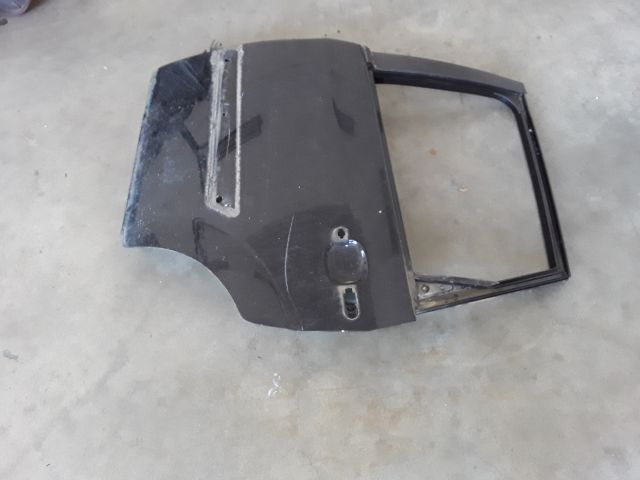 bontott FORD FIESTA V Bal hátsó Ajtó (Üres lemez)