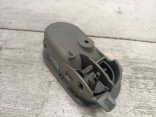 bontott FORD FIESTA V Bal hátsó Belső Kilincs