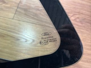 bontott FORD FIESTA V Bal hátsó Fixüveg (Ajtóban)