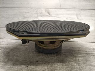 bontott FORD FIESTA V Bal hátsó Hangszóró