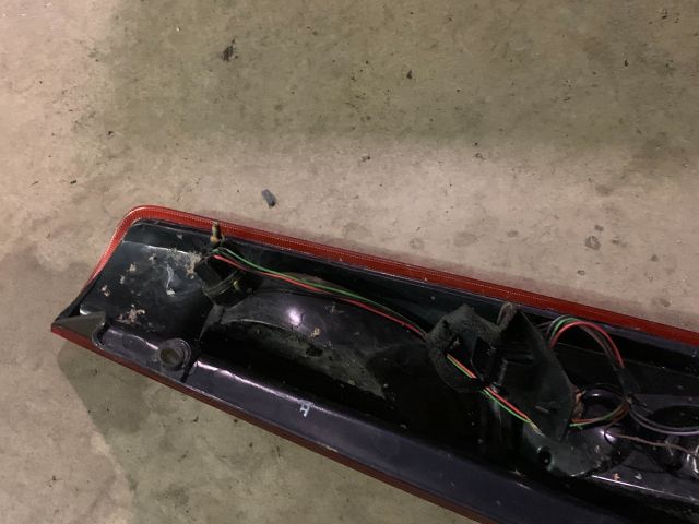 bontott FORD FIESTA V Bal Hátsó Lámpa