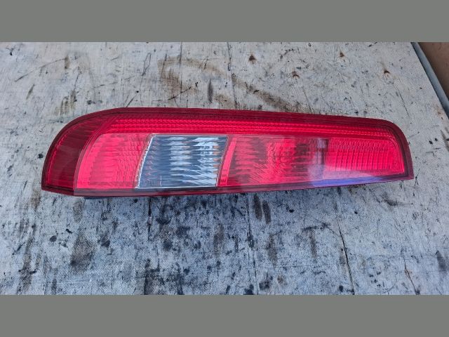 bontott FORD FIESTA V Bal Hátsó Lámpa