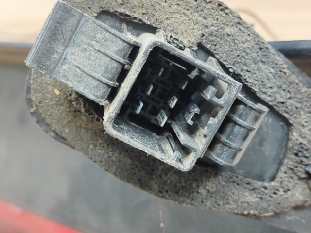 bontott FORD FIESTA V Bal Hátsó Lámpa