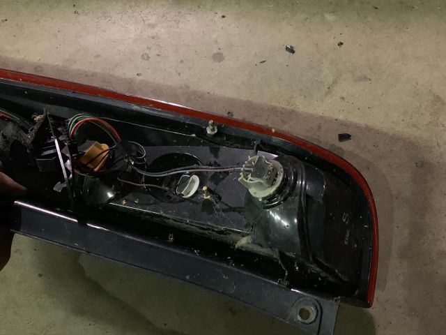 bontott FORD FIESTA V Bal Hátsó Lámpa