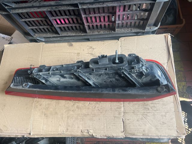 bontott FORD FIESTA V Bal Hátsó Lámpa