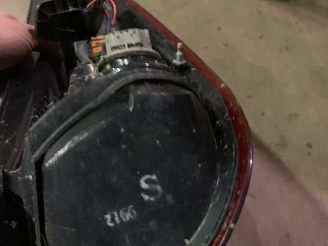 bontott FORD FIESTA V Bal Hátsó Lámpa