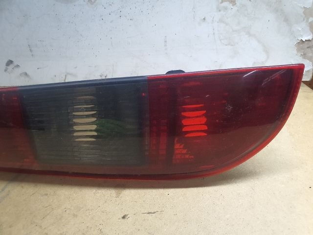 bontott FORD FIESTA V Bal Hátsó Lámpa