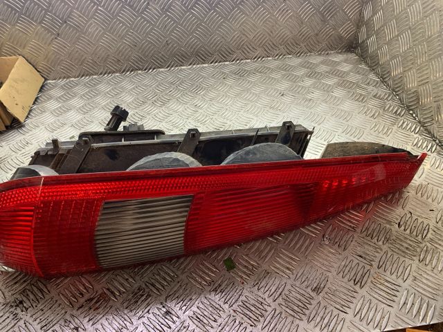 bontott FORD FIESTA V Bal Hátsó Lámpa