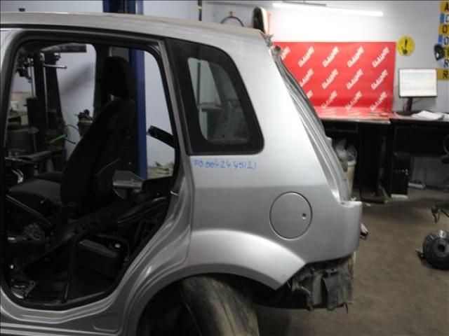 bontott FORD FIESTA V Bal hátsó Sárvédő