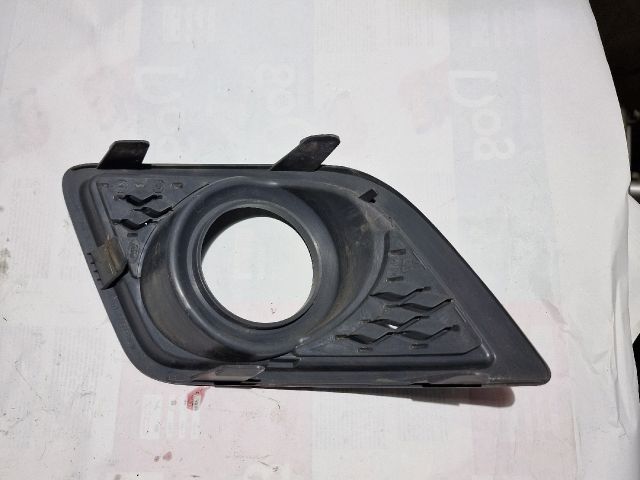 bontott FORD FIESTA V Bal Ködfényszóró Lámpakeret