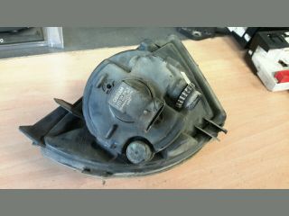 bontott FORD FIESTA V Bal Ködfényszóró