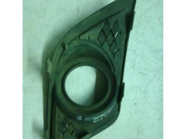 bontott FORD FIESTA V Bal Ködzárófény Keret