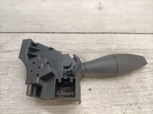 bontott FORD FIESTA V Bal Kormánykapcsoló Irányjelző