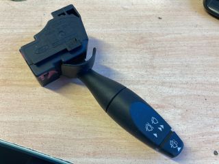 bontott FORD FIESTA V Bal Kormánykapcsoló Irányjelző